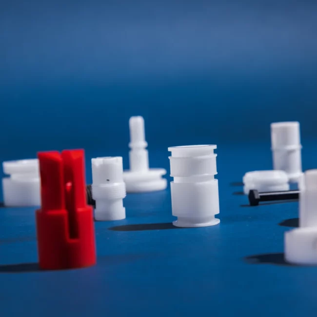 Isolants pour la connectique